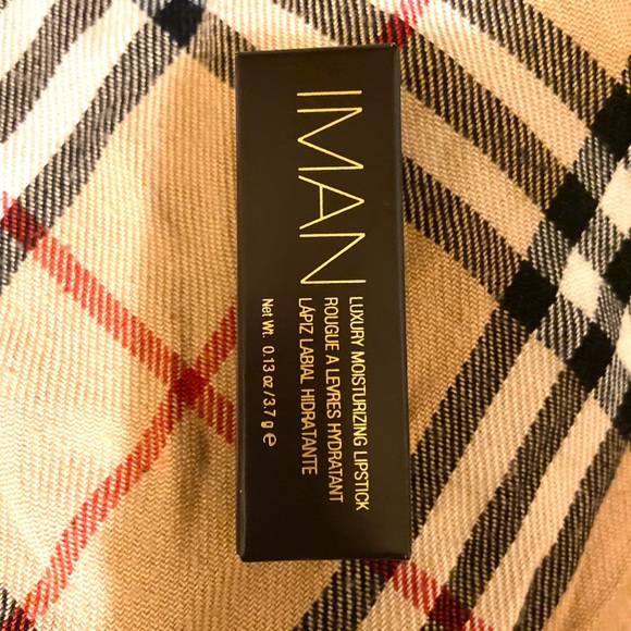 IMAN LUXURY LIPSTICK - Picture 2 of 4